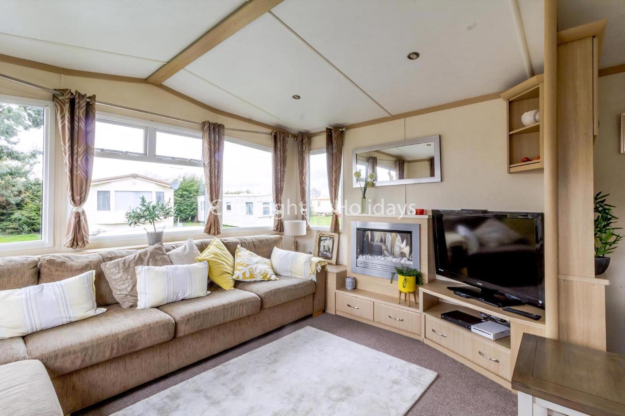 Campsite 8 Berth Caravan At Orchards Haven In Clacton-on-sea, Essex Ref 15007o *